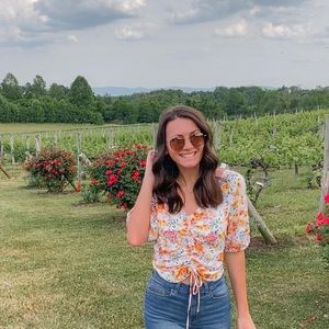 Meet your Posher, Mallory